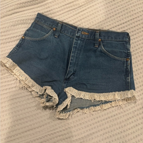 Wrangler Vintage Denim Shorts - Picture 2 of 6